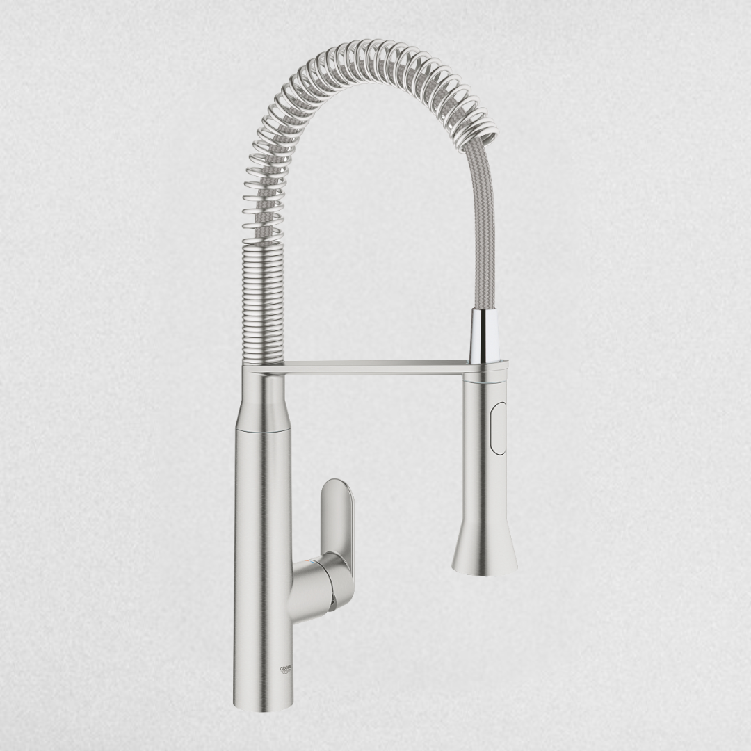 خلاط شيف مطبخ 7K 31379DC0 بذراع واحد للتحكم في المياه اللون سوبرستيل من جروهي